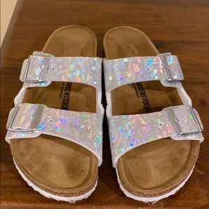ECU Birkenstock “Arizona” hologram silver